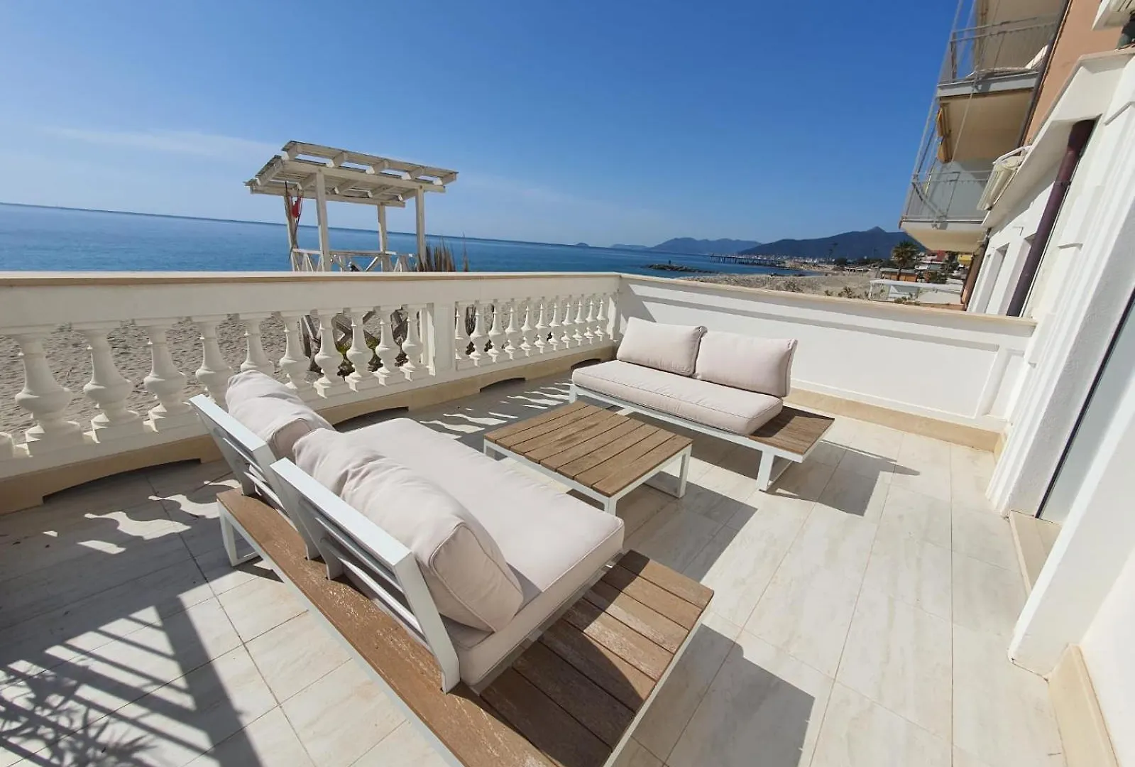 Blu Sea Apartments Pietra Ligure